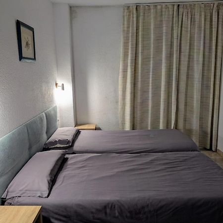Apartamentos Mitus Canet De Mar Exterior photo