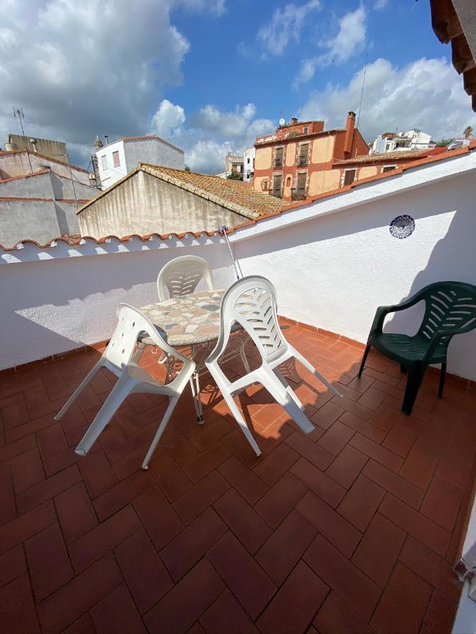 Apartamentos Mitus Canet De Mar Exterior photo
